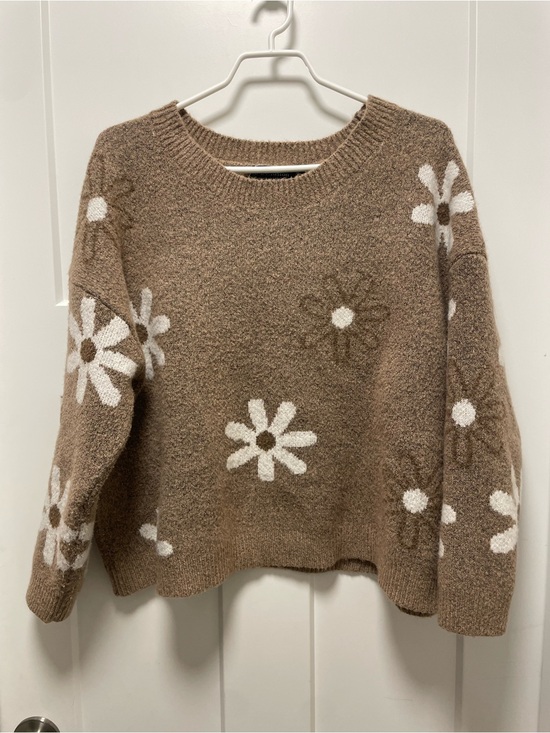 Sweaters - Cozy Brown Daisy-Print Women's Sweater